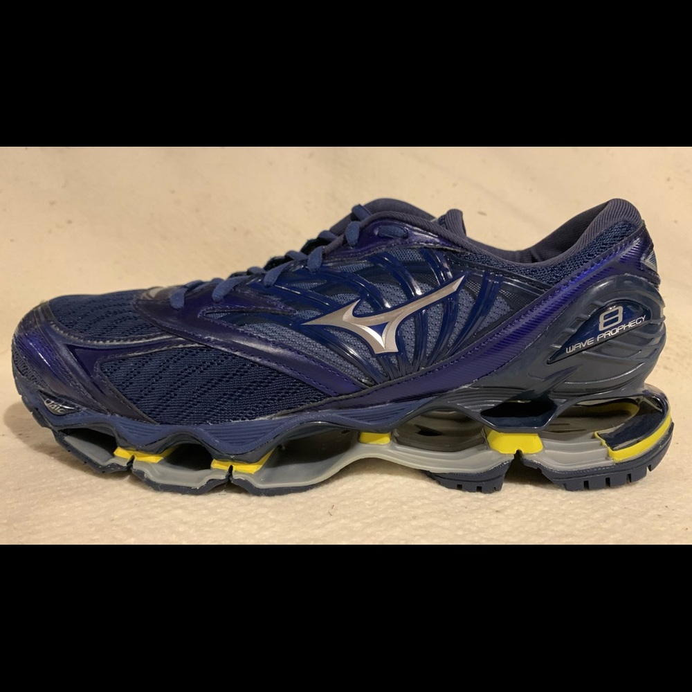Mizuno Wave Prophecy 8 men 9